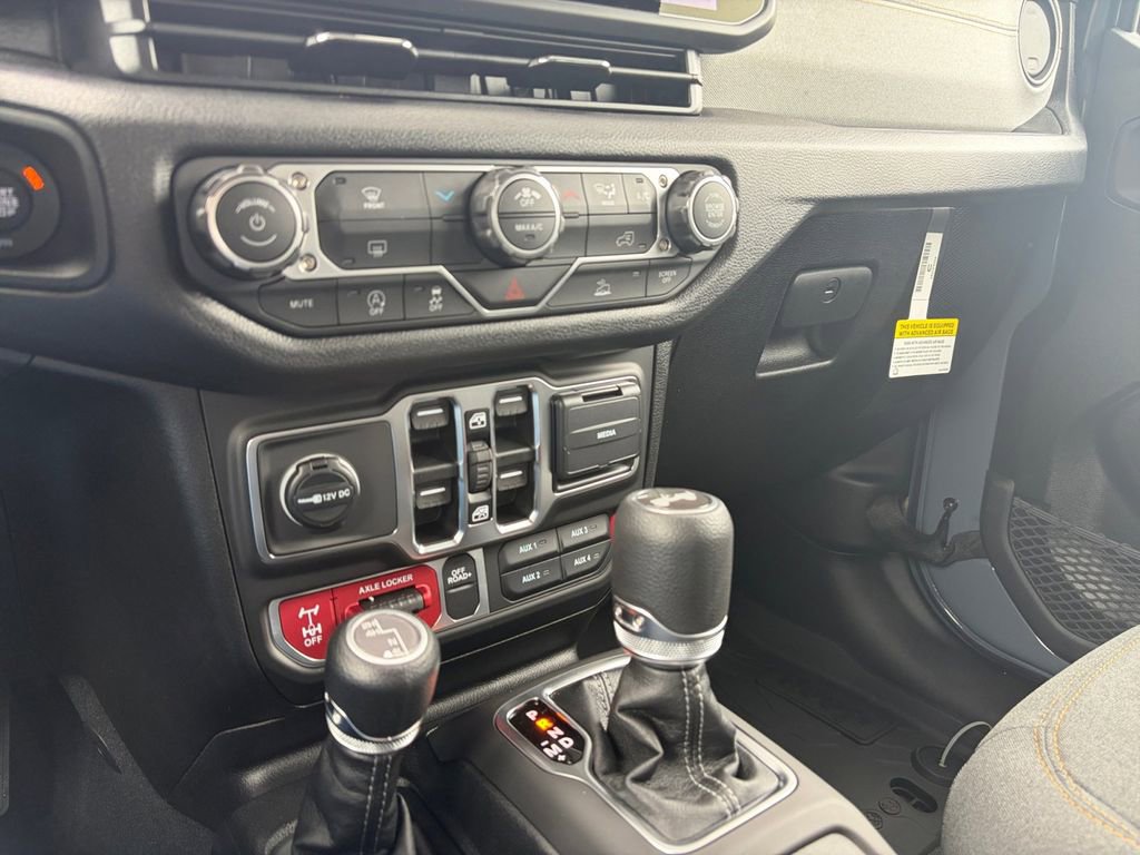 New 2026 Jeep Wrangler Unlimited Sport AWD/4WD image 18