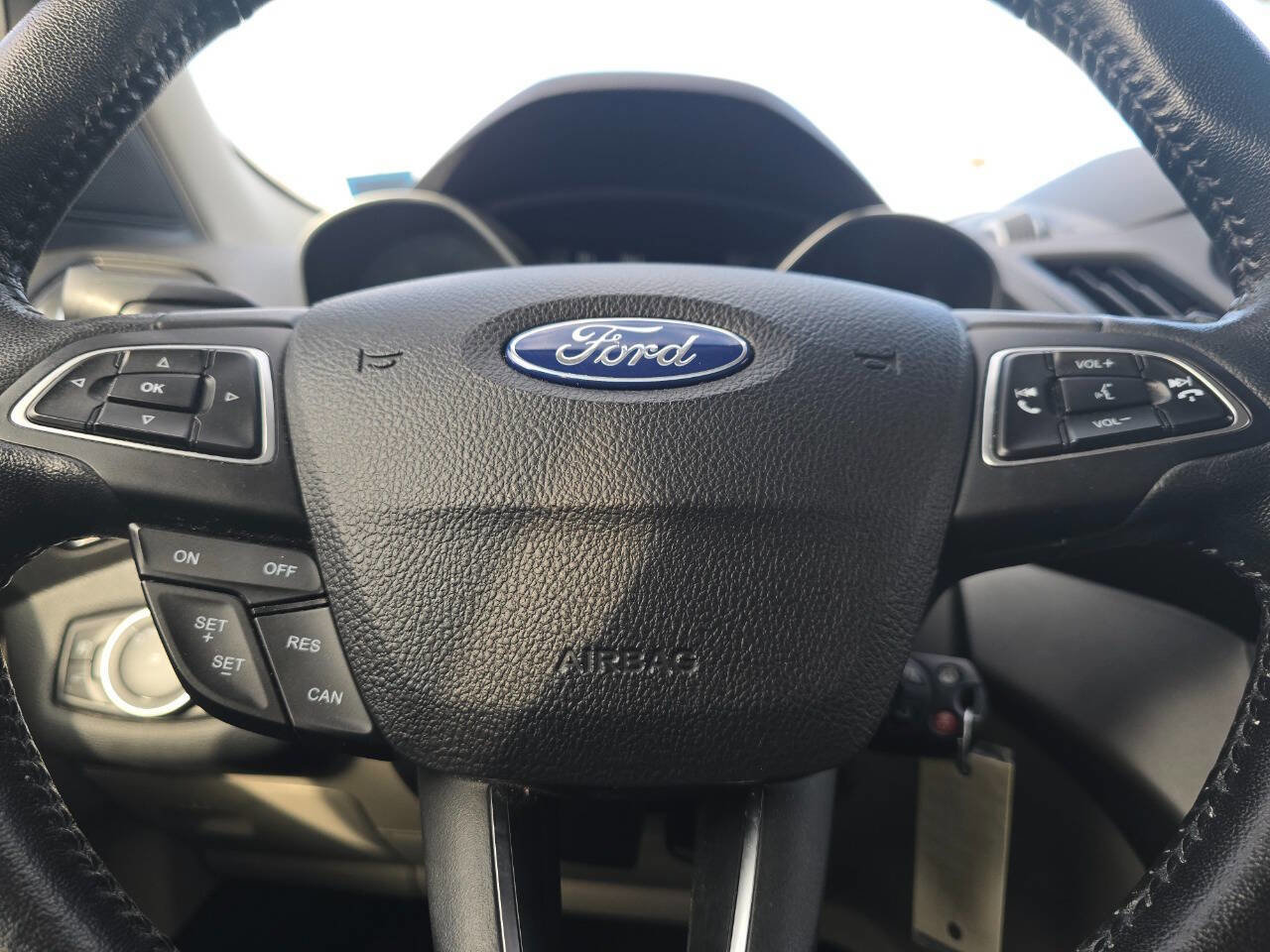 Used 2018 Ford Escape SEL image 60