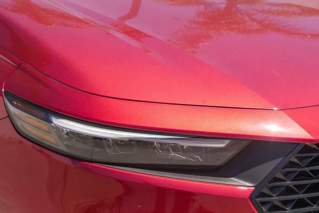 Certified 2025 Honda Accord LX image 4