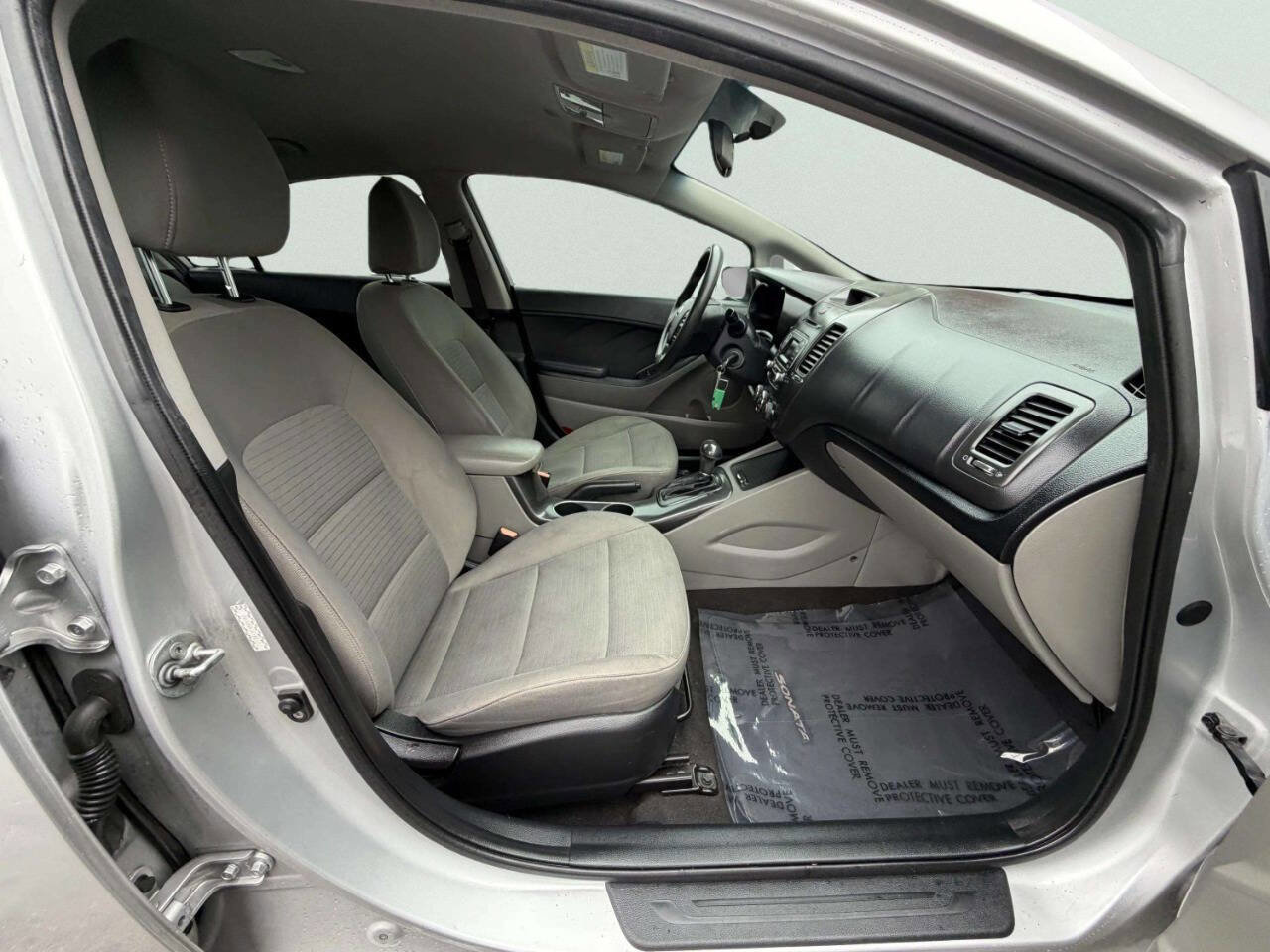 Used 2015 Kia Forte LX w/ Popular Package image 25