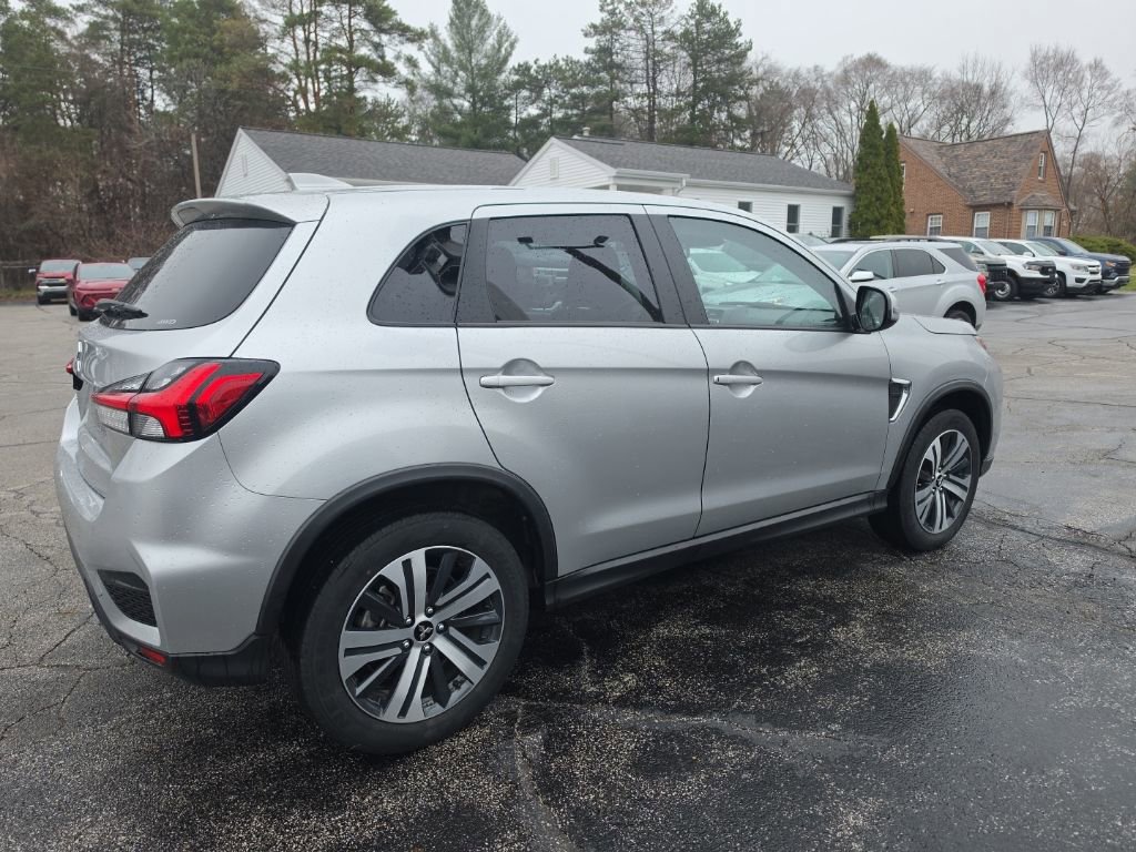 Used 2025 Mitsubishi Outlander Sport AWD image 5
