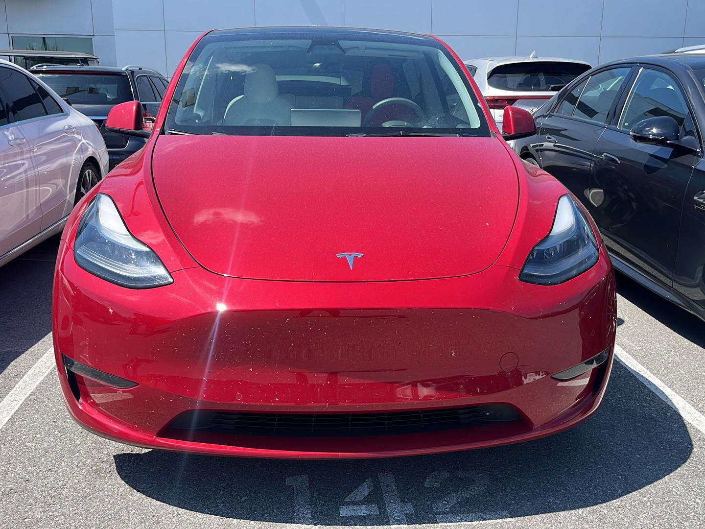 Used 2022 Tesla Model Y Performance AWD/4WD image 2