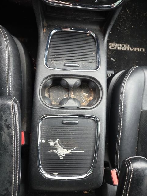 Used 2015 Dodge Grand Caravan SXT image 8