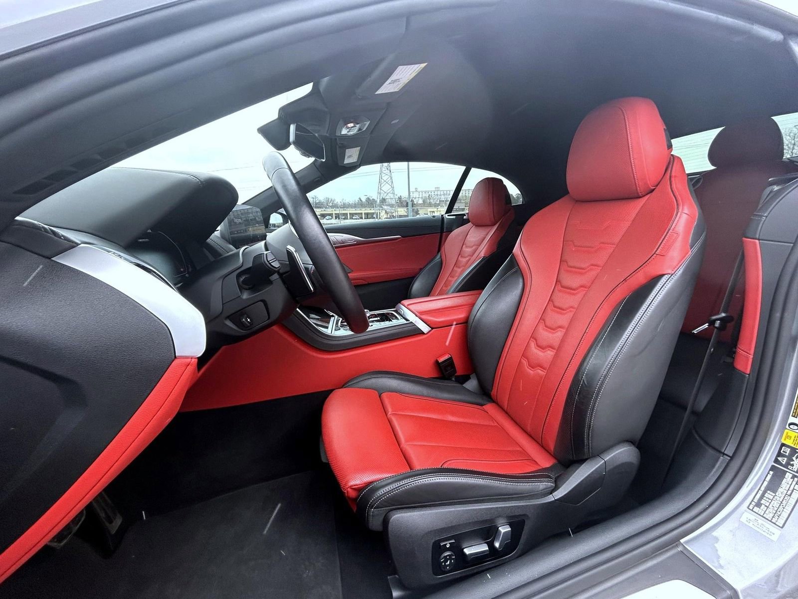 Used 2023 BMW M850i xDrive Convertible image 10