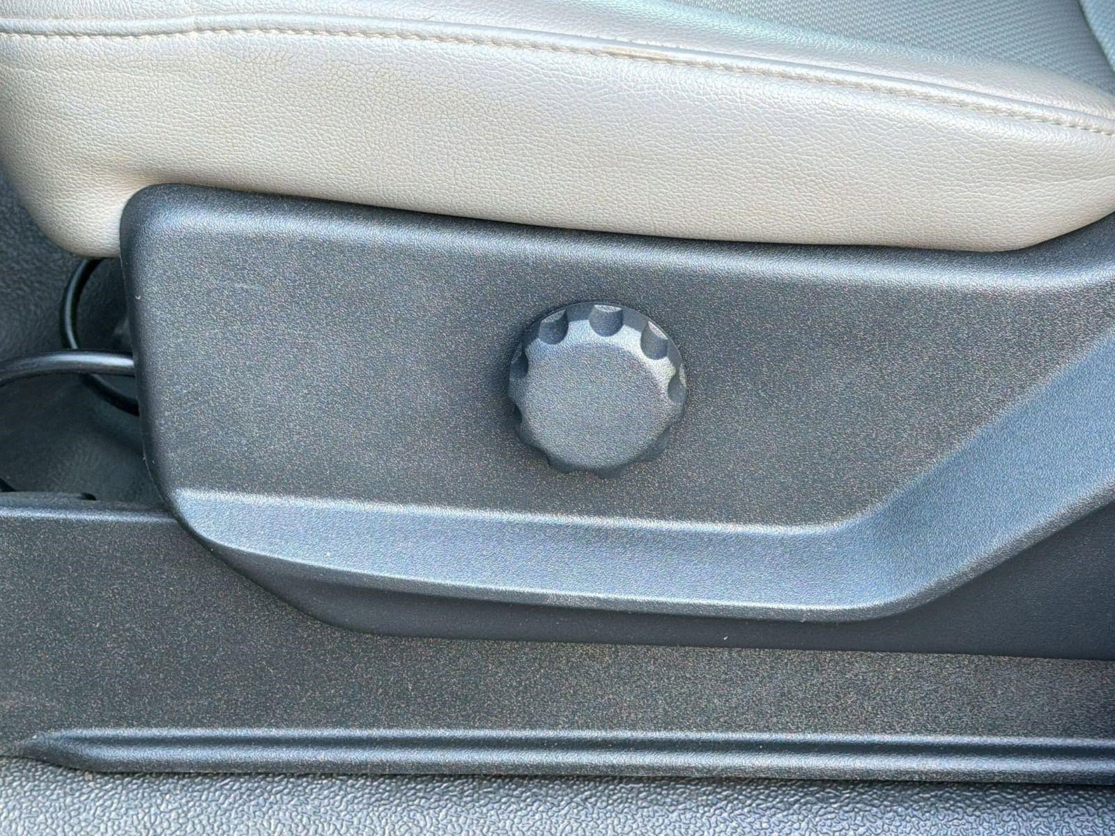 Used 2022 Ford F550 2WD Regular Cab Super Duty image 13