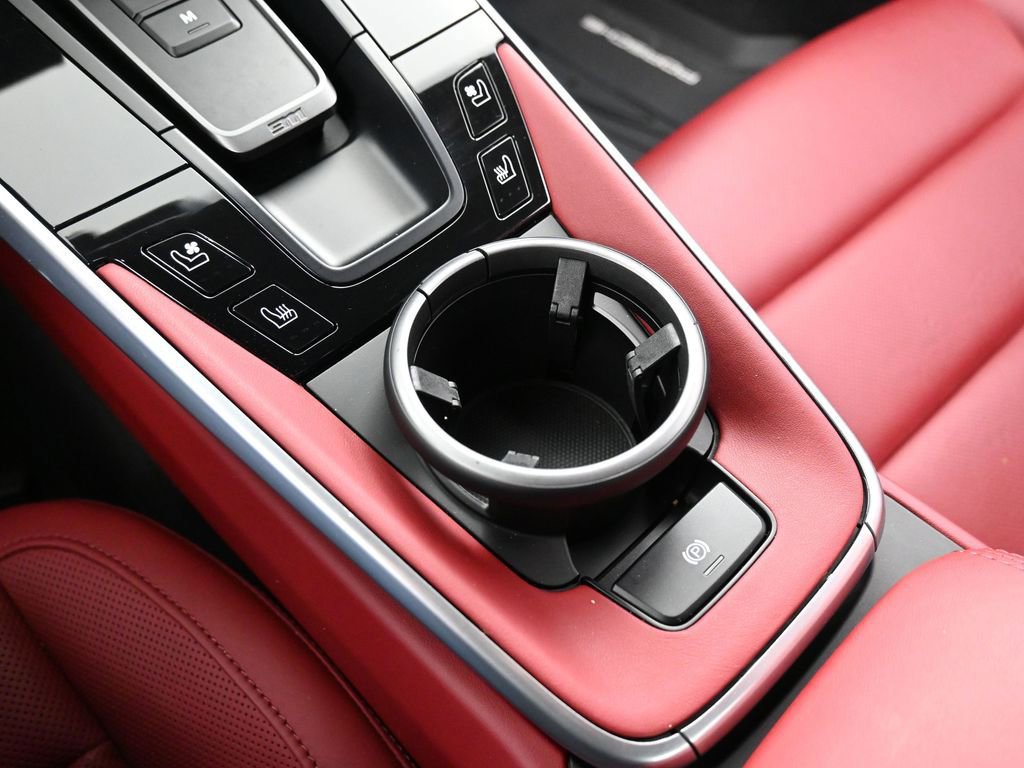 Certified 2024 Porsche 911 Carrera image 22