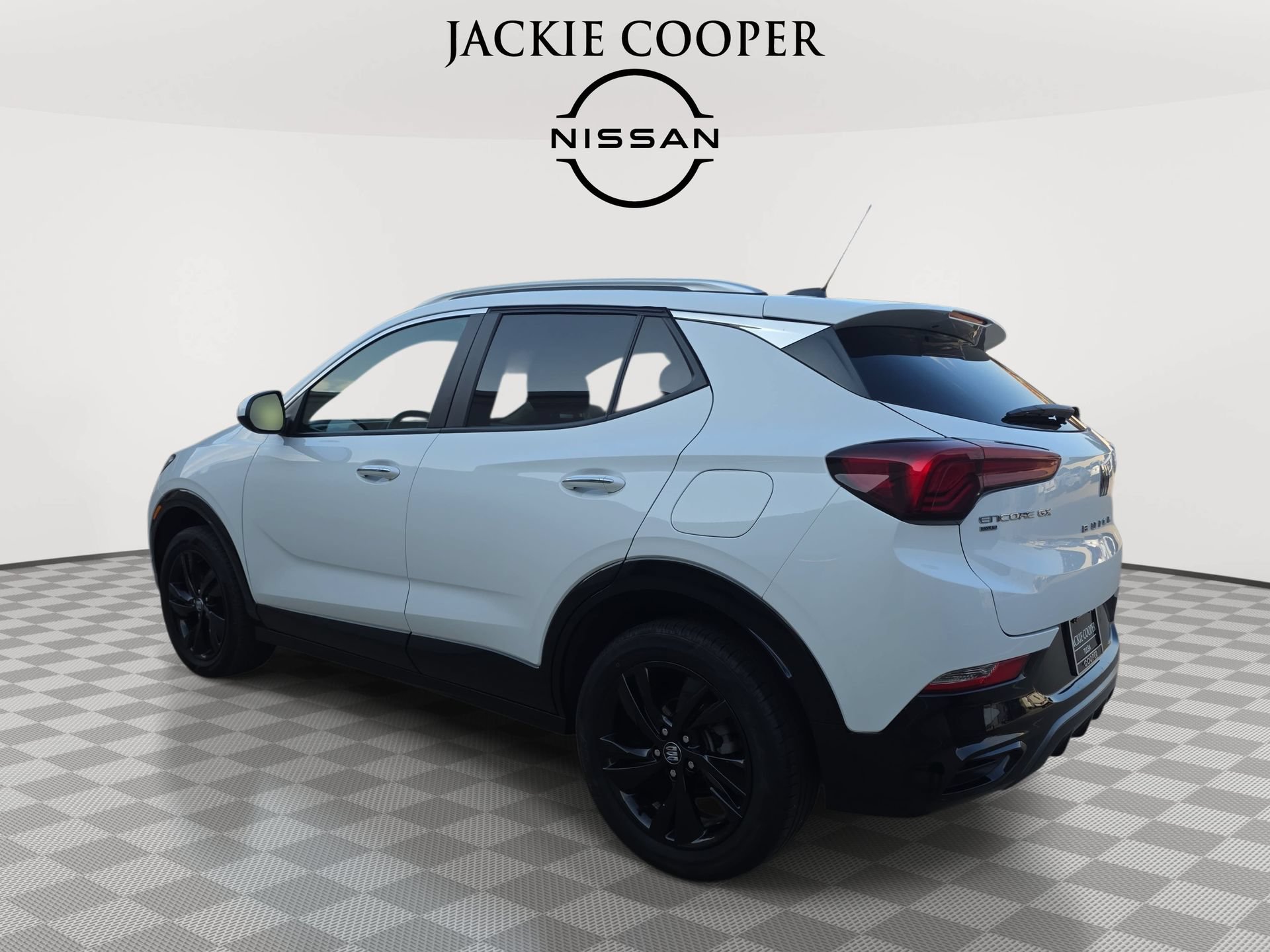 Used 2024 Buick Encore GX Sport Touring AWD/4WD image 7