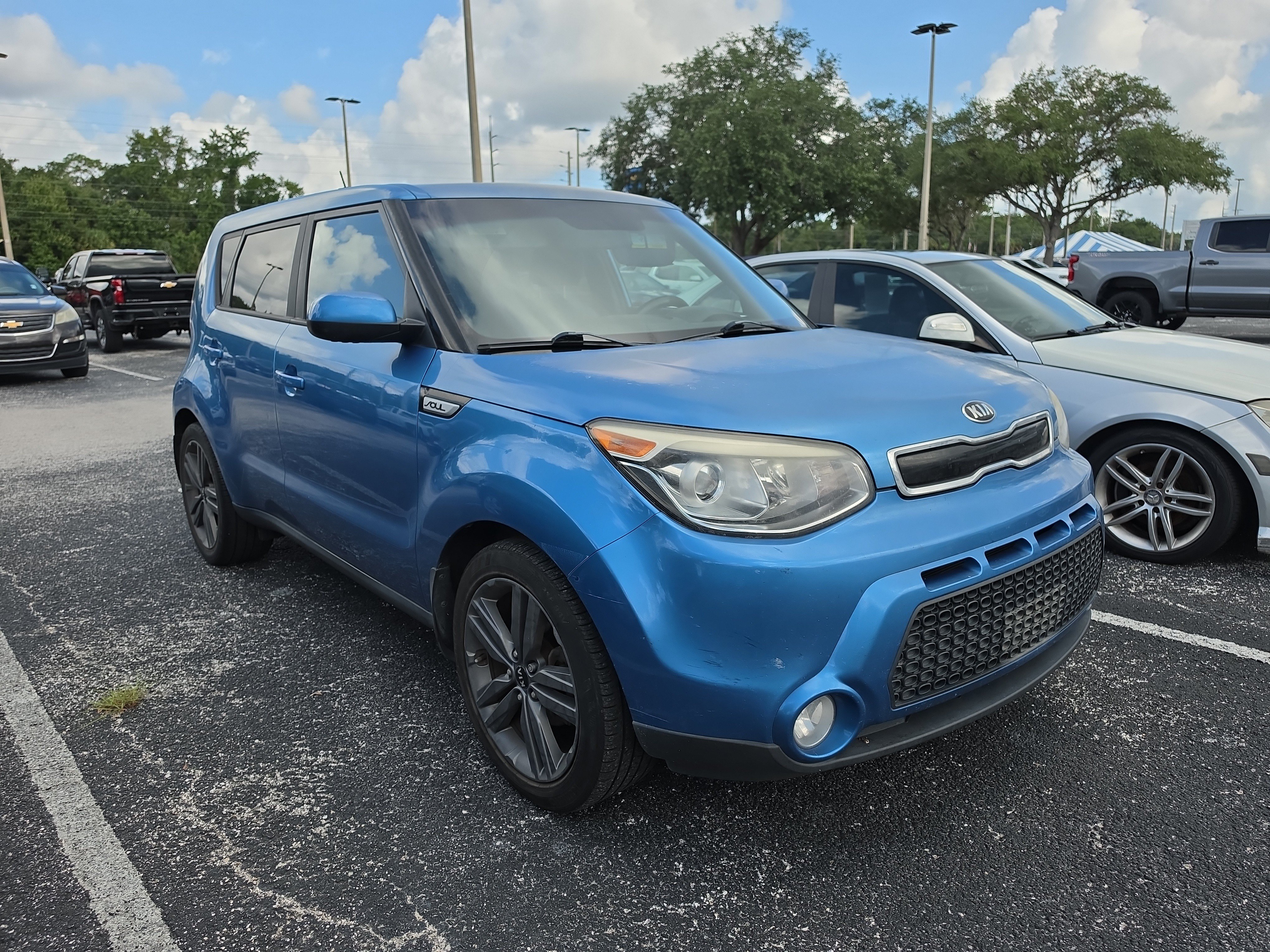 Used 2015 Kia Soul + w/ Audio Package FWD image 1