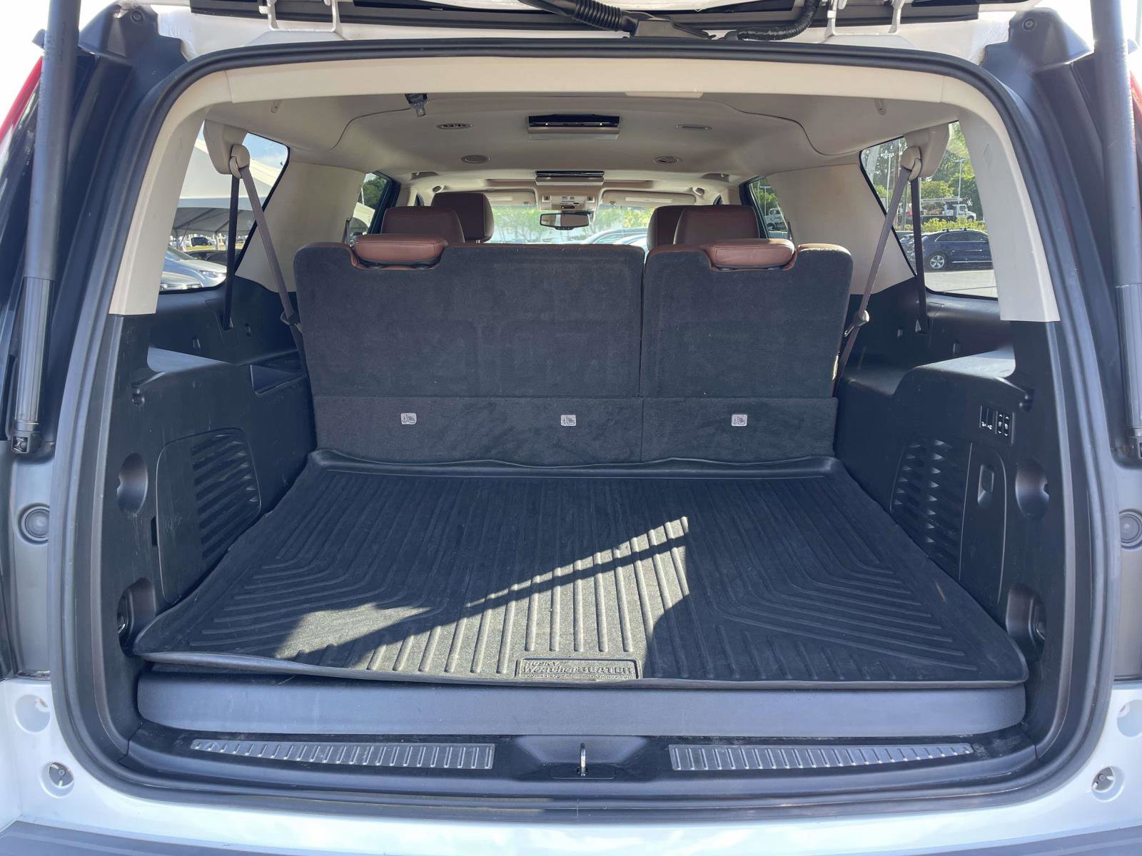 Used 2016 Cadillac Escalade ESV Premium image 9