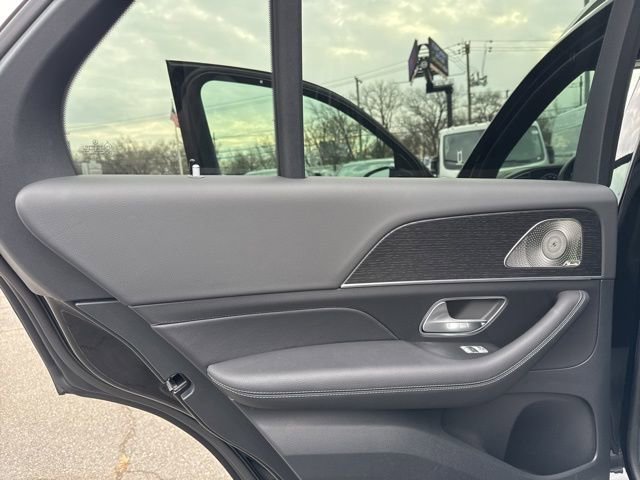Used 2025 Mercedes-Benz GLE 450e 4MATIC image 36
