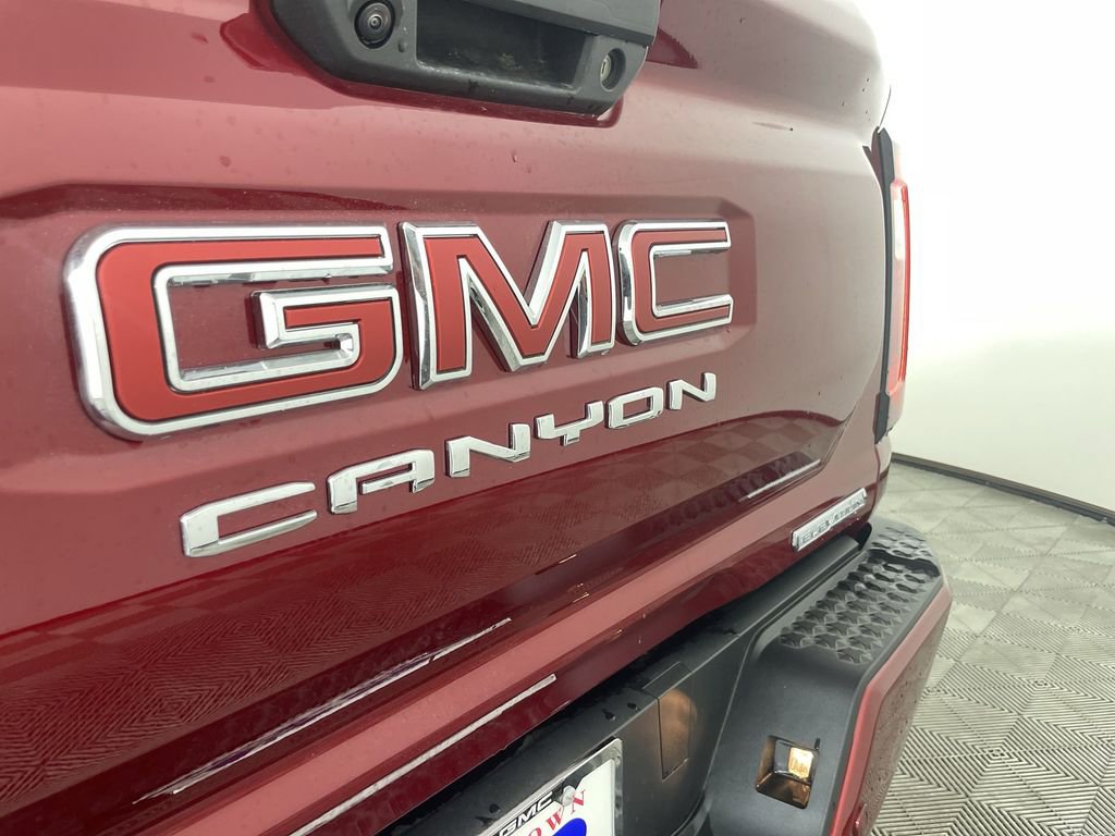 New 2026 GMC Canyon Elevation w/ Convenience Package image 32