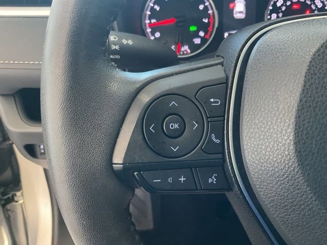 Used 2022 Toyota RAV4 XLE w/ Convenience Package image 11