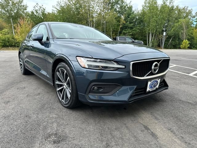 Used 2021 Volvo S60 T6 Momentum w/ Advanced Package AWD/4WD image 7