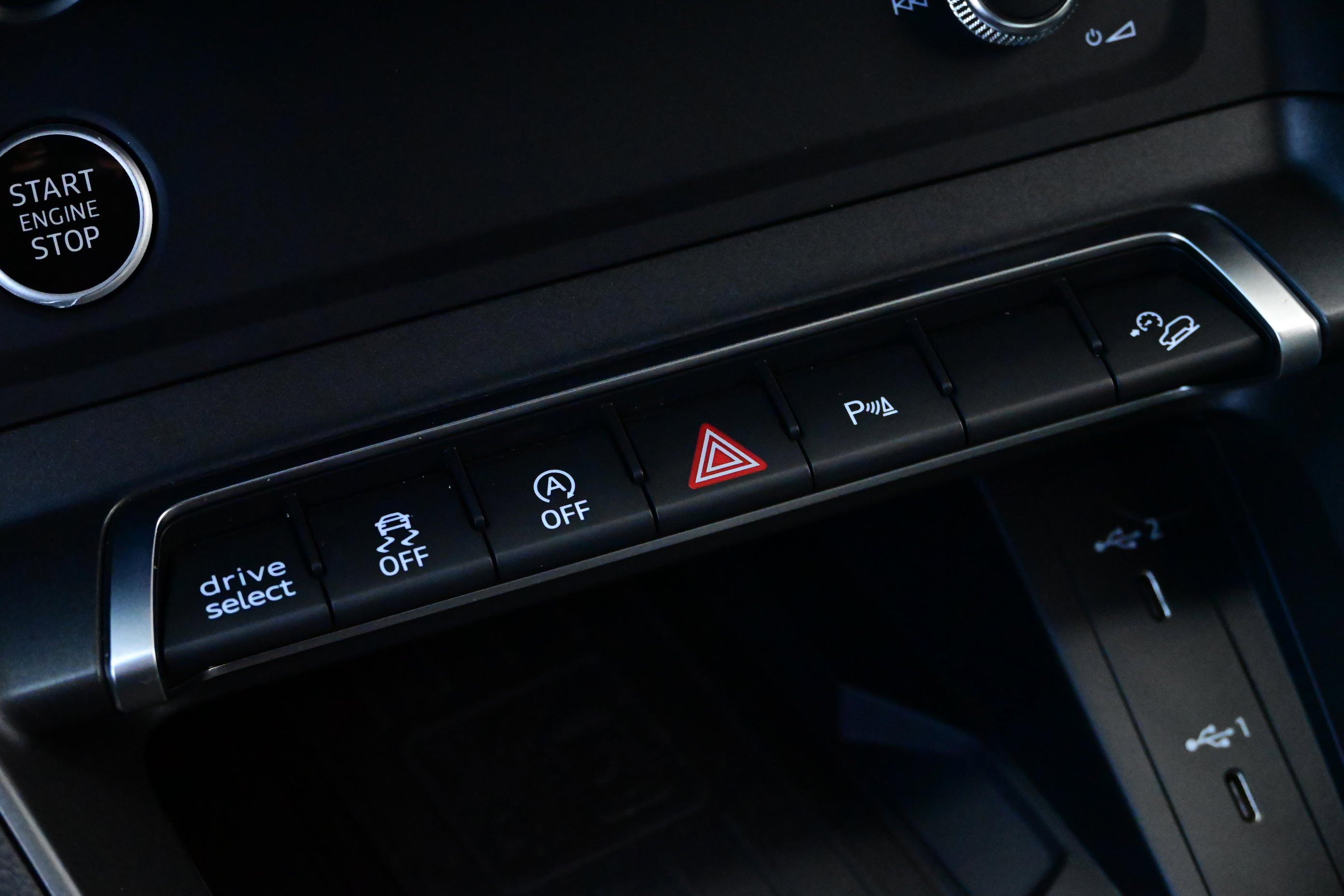 Used 2024 Audi Q3 2.0T Premium Plus image 19