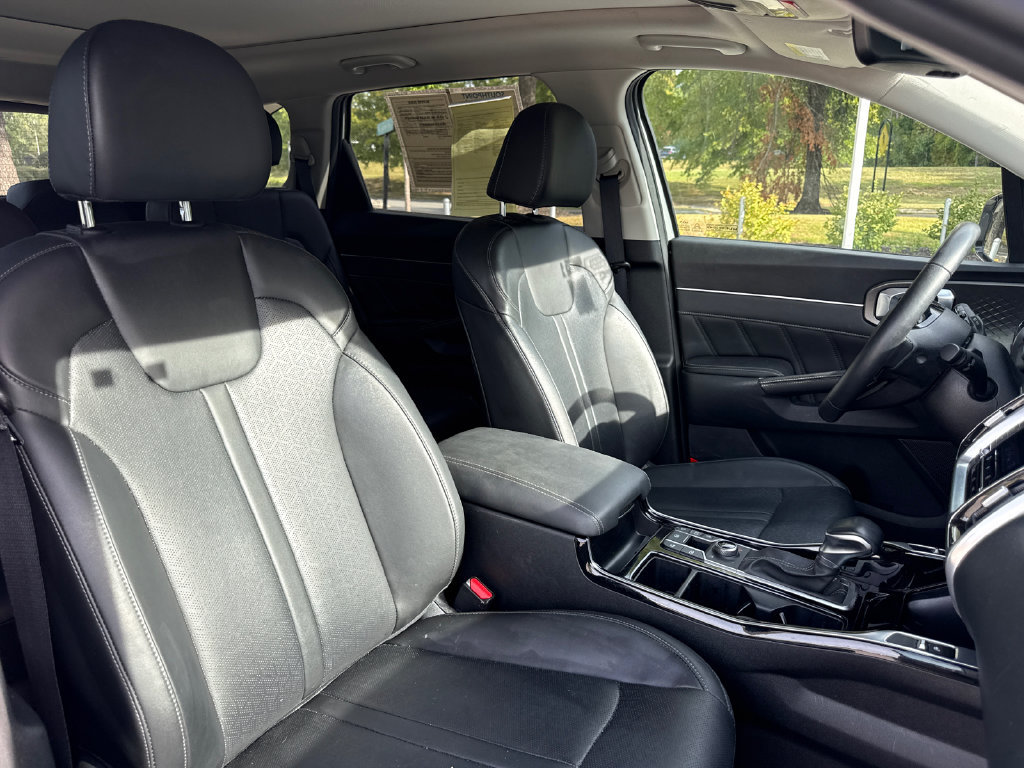 Used 2023 Kia Sorento SX AWD/4WD image 35