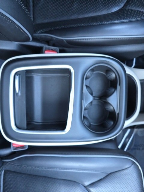 Used 2020 Chrysler Pacifica Limited image 19