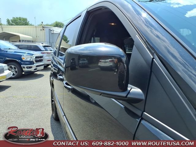 Used 2016 Dodge Grand Caravan SE FWD image 11