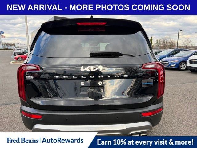 Used 2022 Kia Telluride S image 6