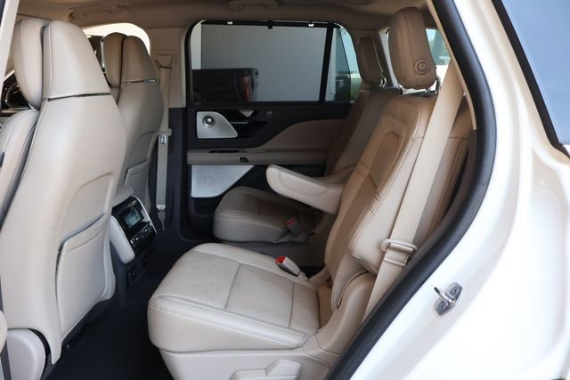 Used 2020 Lincoln Aviator Reserve w/ Equipment Group 202A AWD/4WD image 15