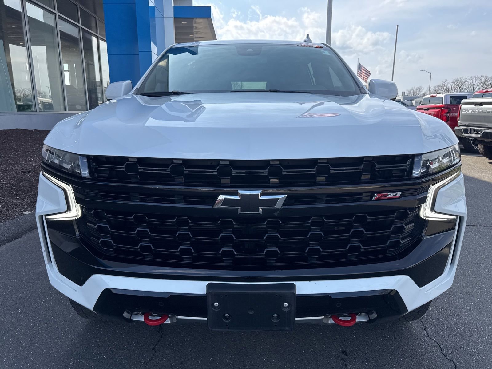 Used 2023 Chevrolet Suburban Z71 AWD/4WD image 3