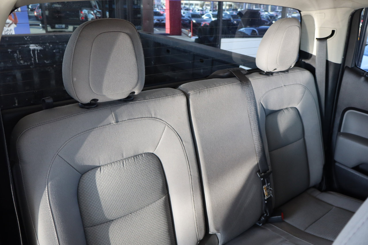 Used 2016 GMC Canyon 2WD Crew Cab w/ Convenience Package image 34