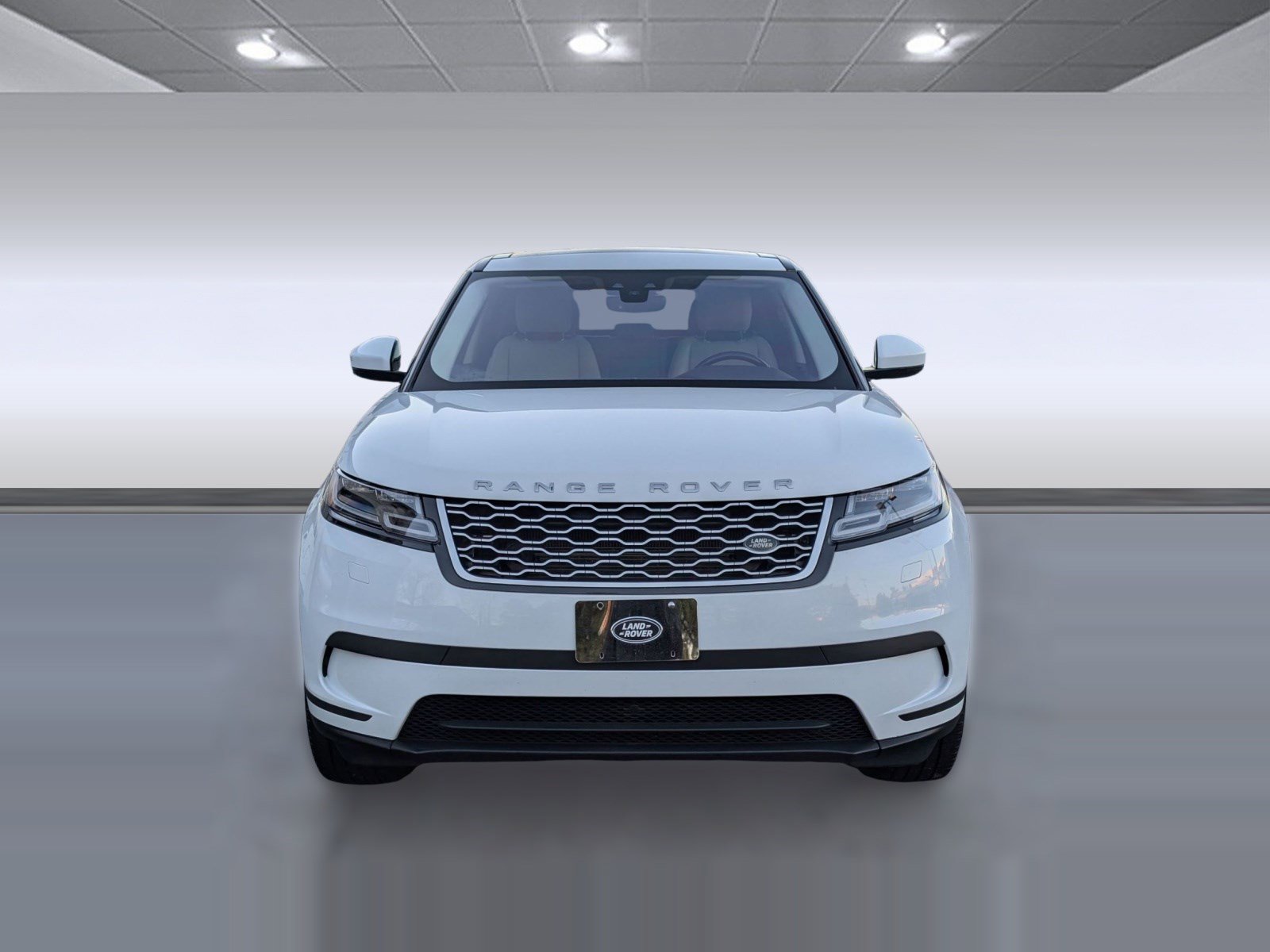 Used 2018 Land Rover Range Rover Velar S image 6