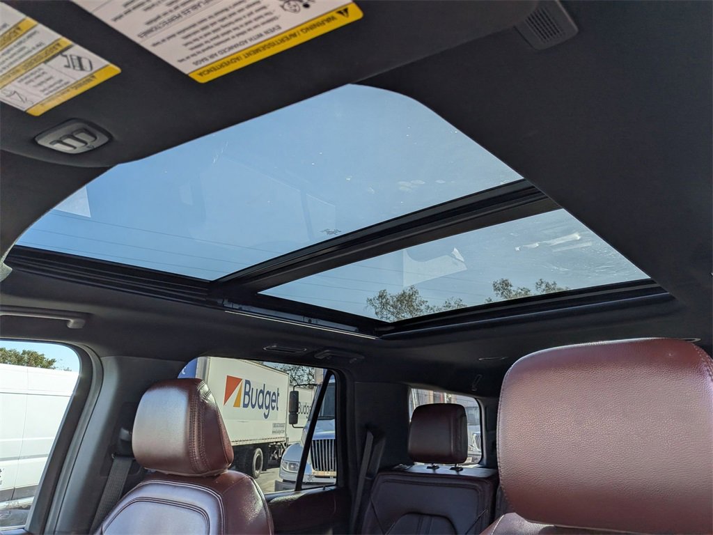 Used 2024 Ford Expedition Limited image 17