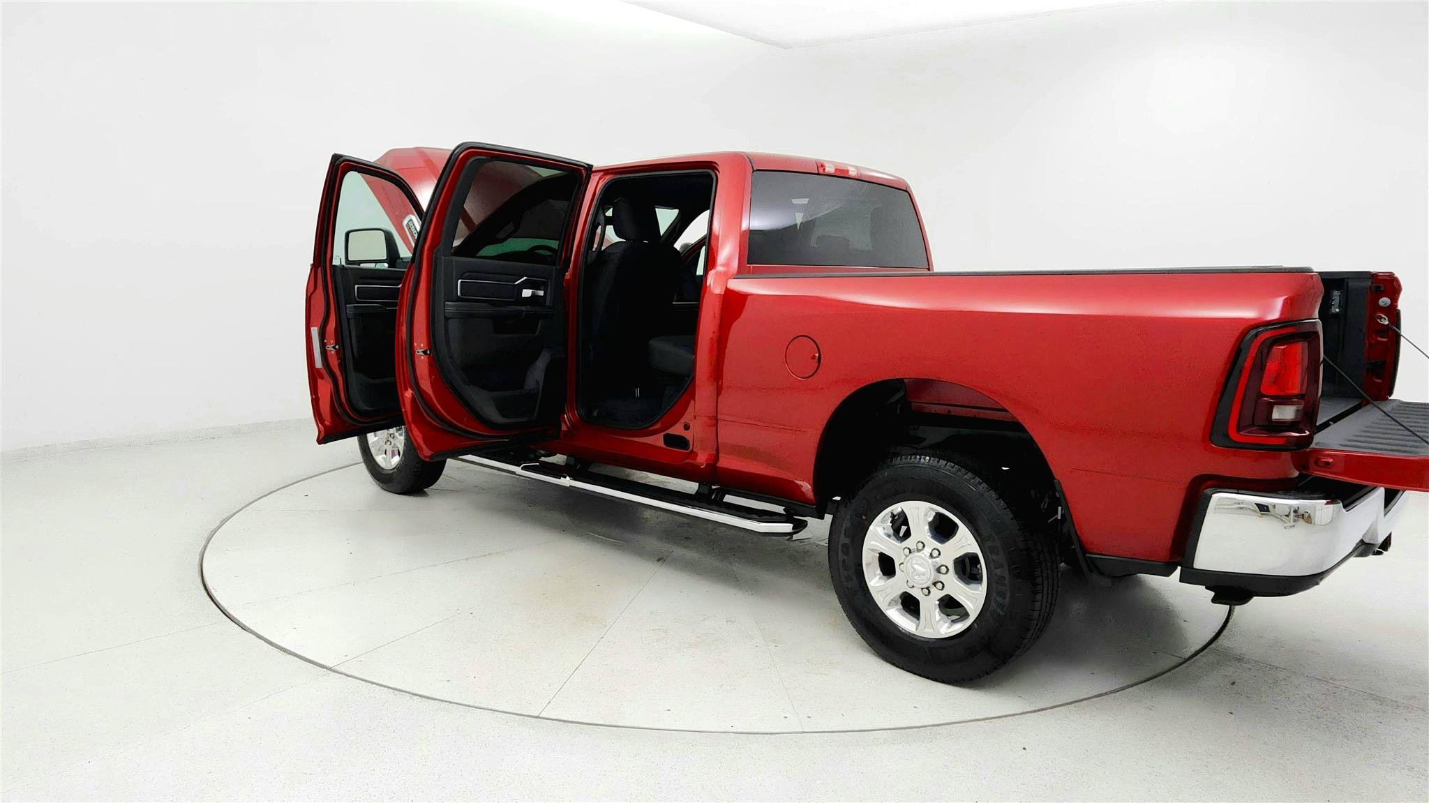 Used 2026 RAM 2500 Big Horn AWD/4WD image 10
