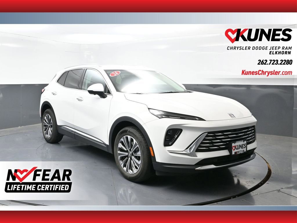 Used 2024 Buick Envision Preferred image 1