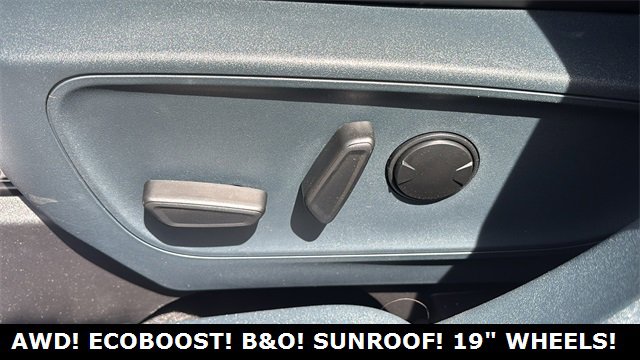 New 2025 Ford Maverick Lobo image 25