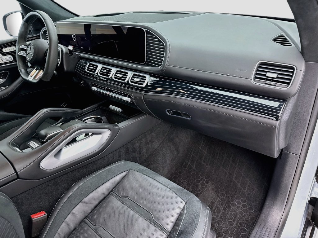 Used 2025 Mercedes-Benz GLE 63 AMG S image 16