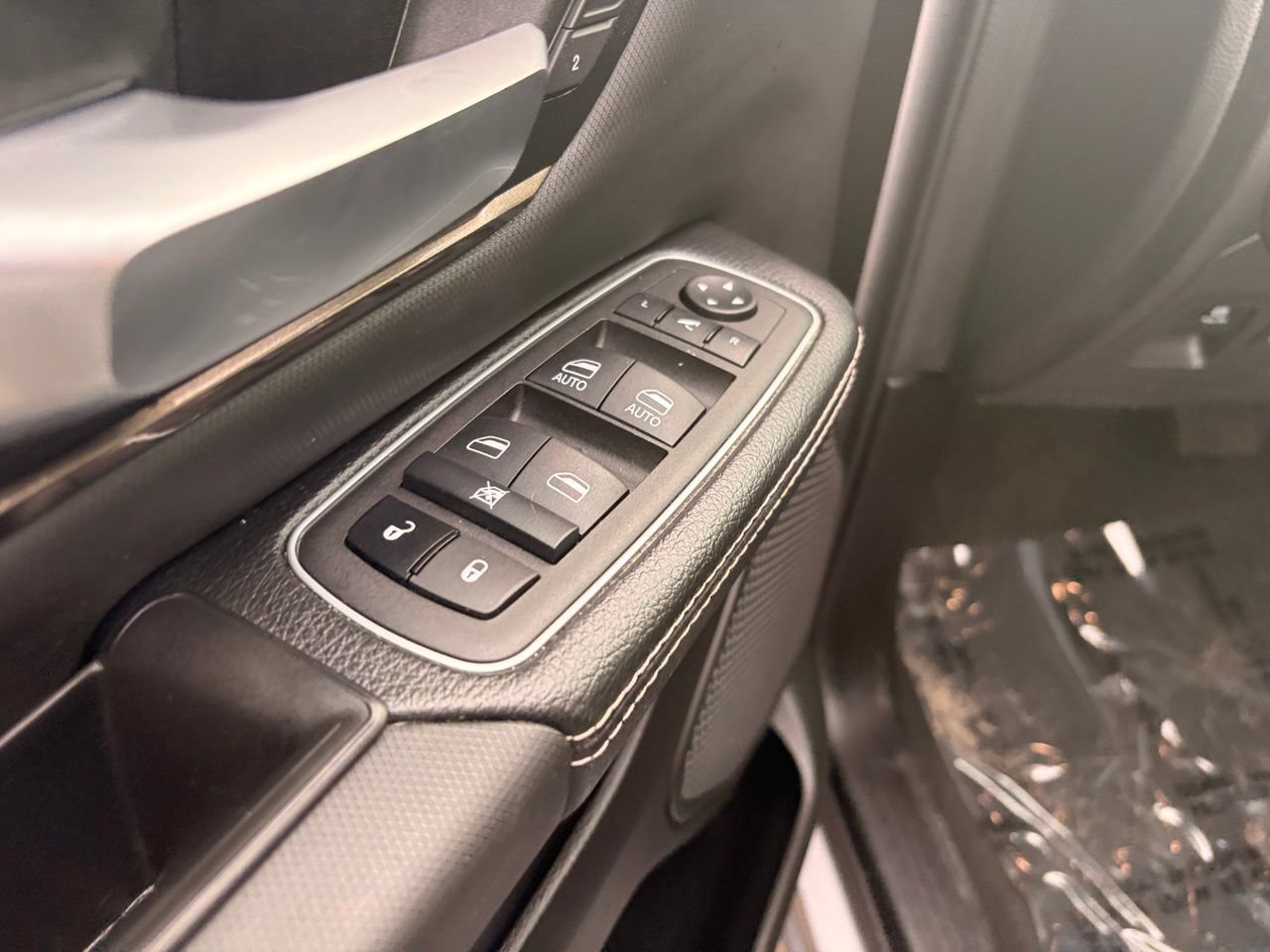 Used 2023 RAM 1500 Rebel w/ Rebel Level 1 Equipment Group AWD/4WD image 18
