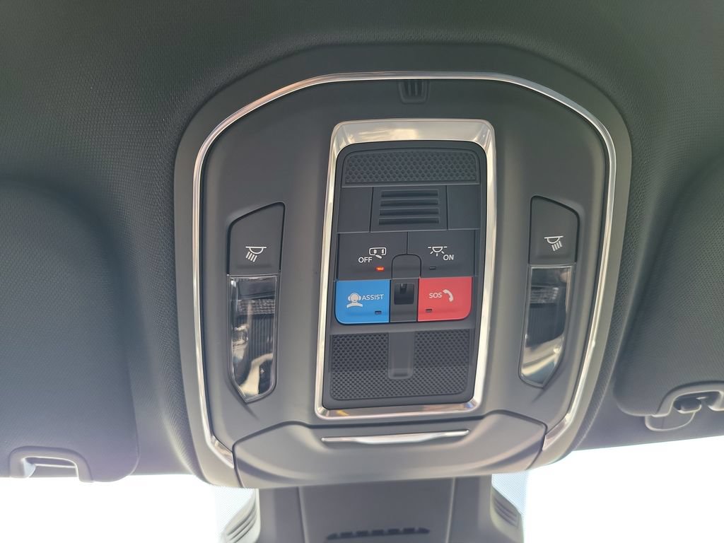New 2026 Jeep Cherokee Laredo AWD/4WD image 19