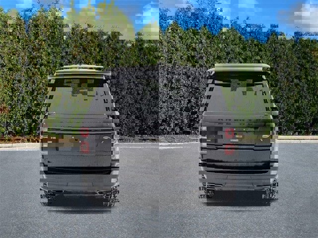 Used 2021 Land Rover Range Rover Westminster Edition image 5