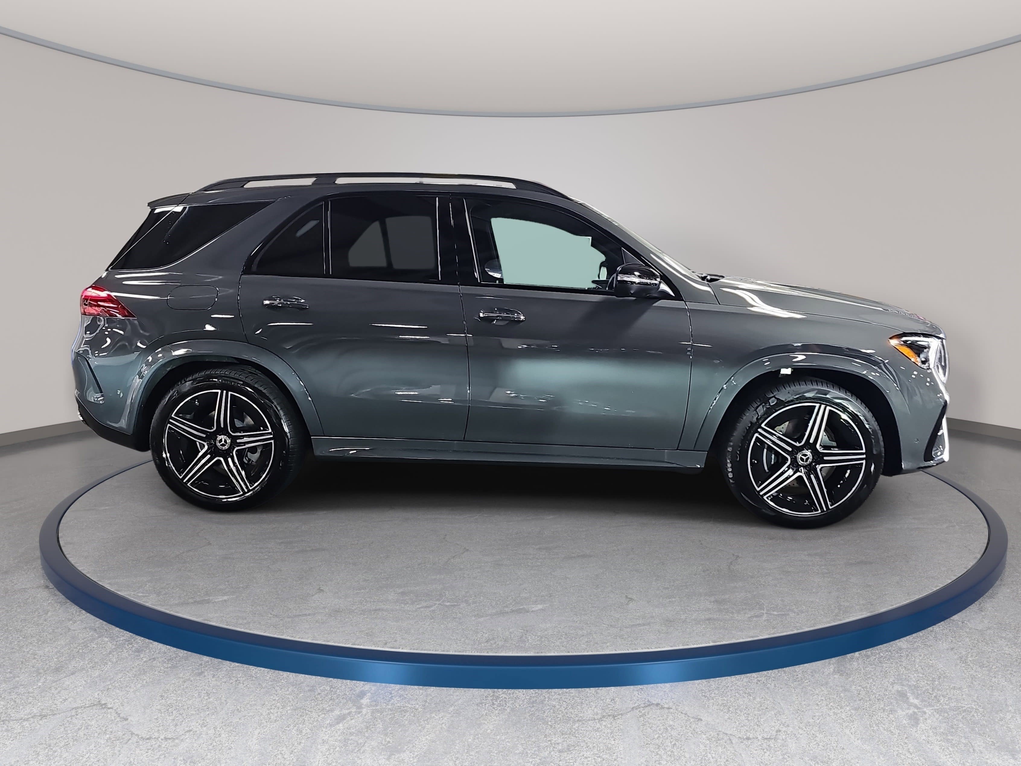 New 2026 Mercedes-Benz GLE 450 4MATIC image 4