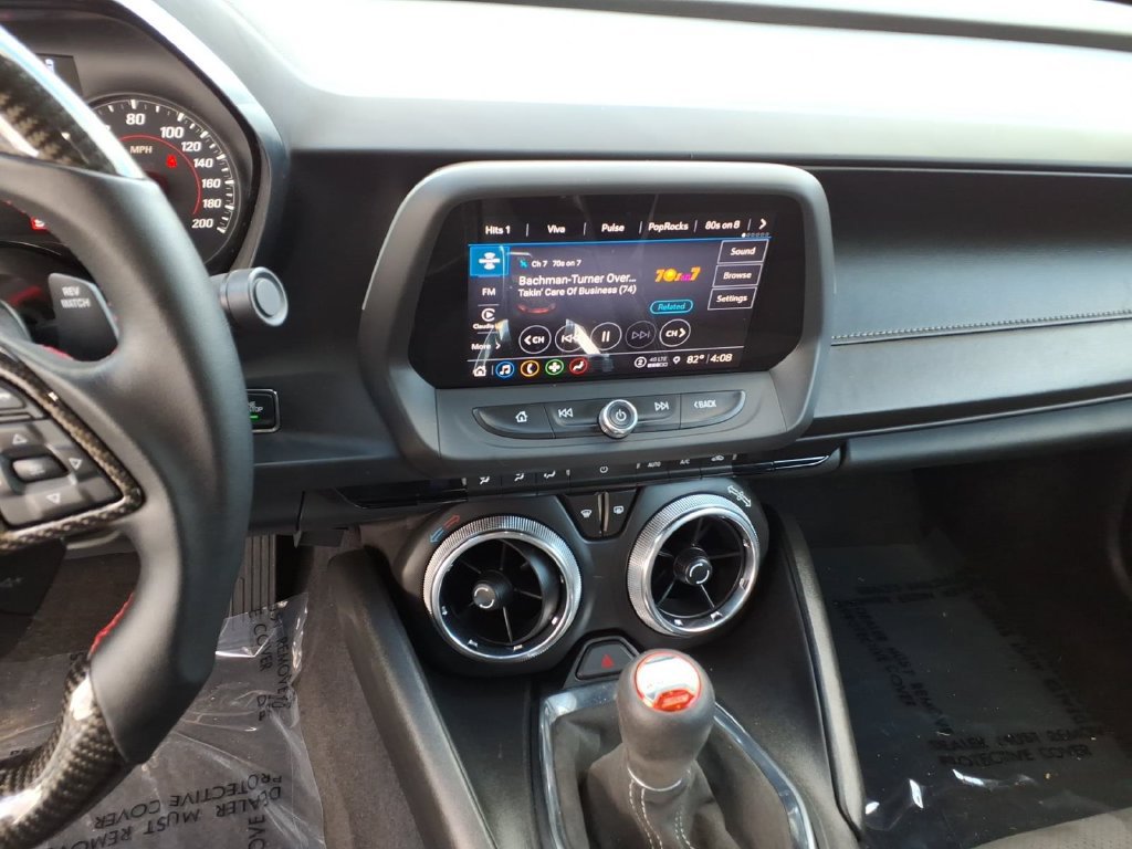 Used 2021 Chevrolet Camaro SS RWD image 9
