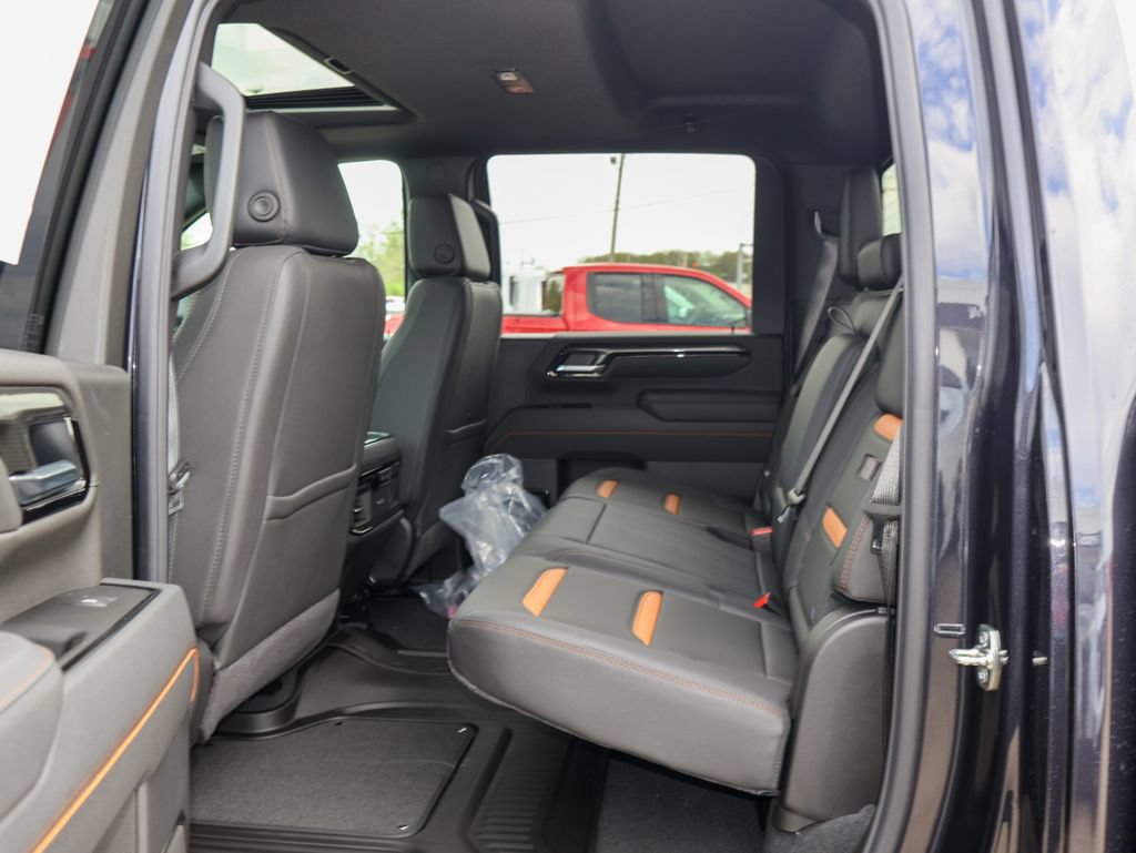 New 2026 GMC Sierra 2500 AT4 w/ AT4 Premium Plus Package AWD/4WD image 12