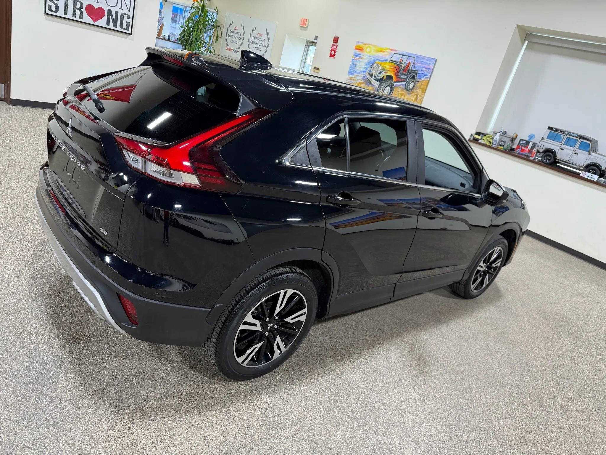 Used 2023 Mitsubishi Eclipse Cross SE image 16