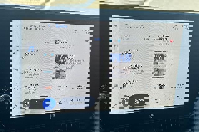 Used 2024 Toyota RAV4 Limited w/ Advanced Technology Package image 21