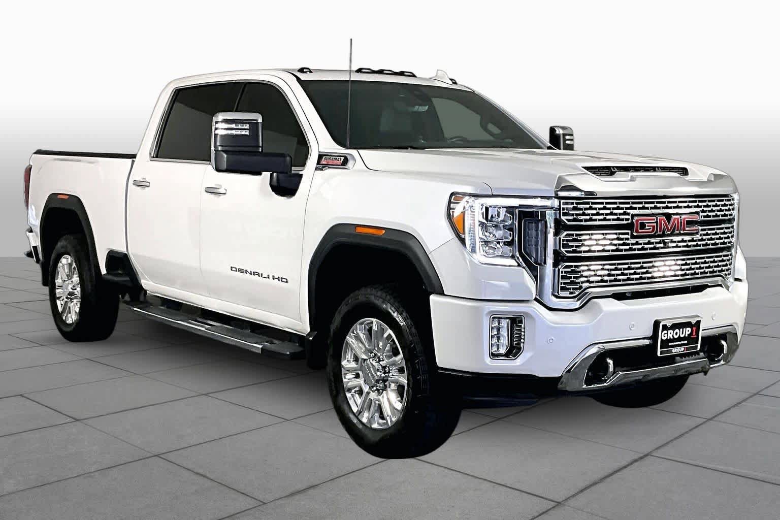 Certified 2022 GMC Sierra 2500 Denali w/ Denali Ultimate Package AWD/4WD image 3