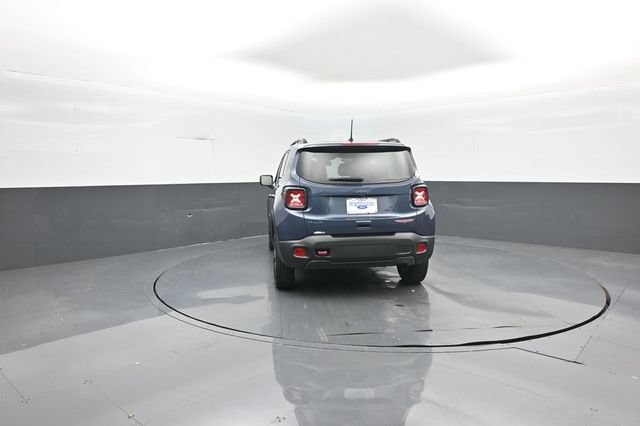 Used 2021 Jeep Renegade Trailhawk AWD/4WD image 6