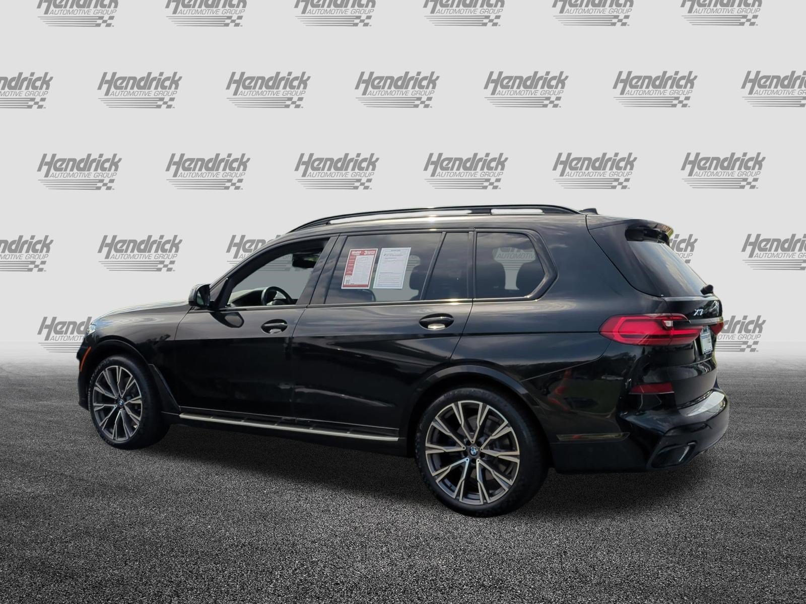 Used 2021 BMW X7 xDrive40i w/ M Sport Package AWD/4WD image 8