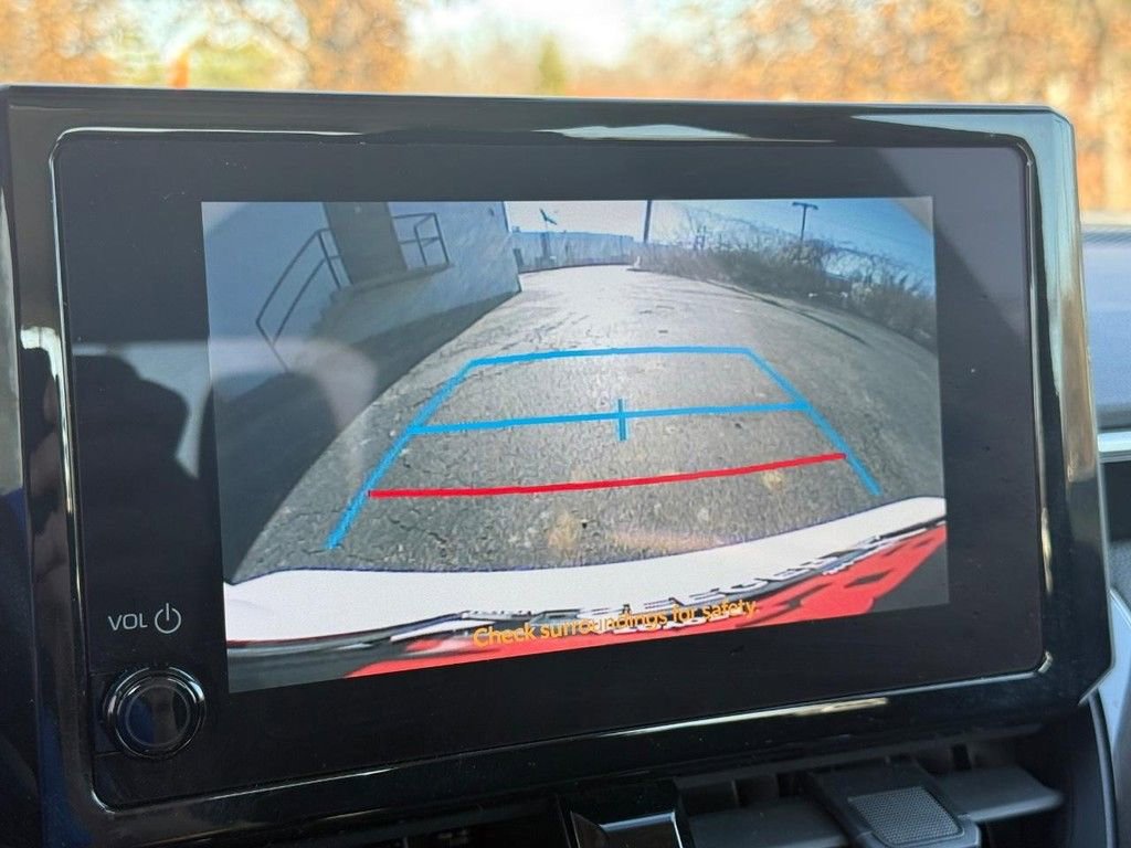 Used 2024 Toyota Corolla LE image 20