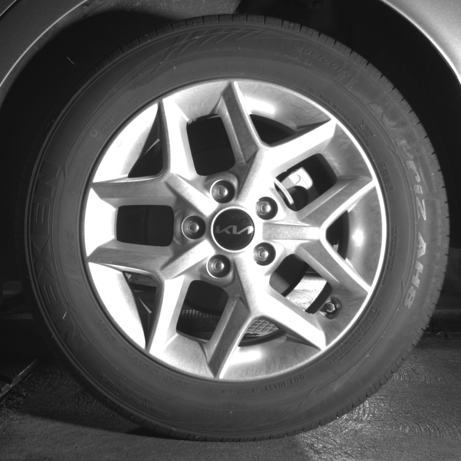 Used 2025 Kia Soul LX w/ LX Technology Package FWD image 14
