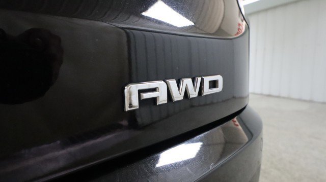 Used 2017 GMC Acadia Denali w/ Technology Package image 29