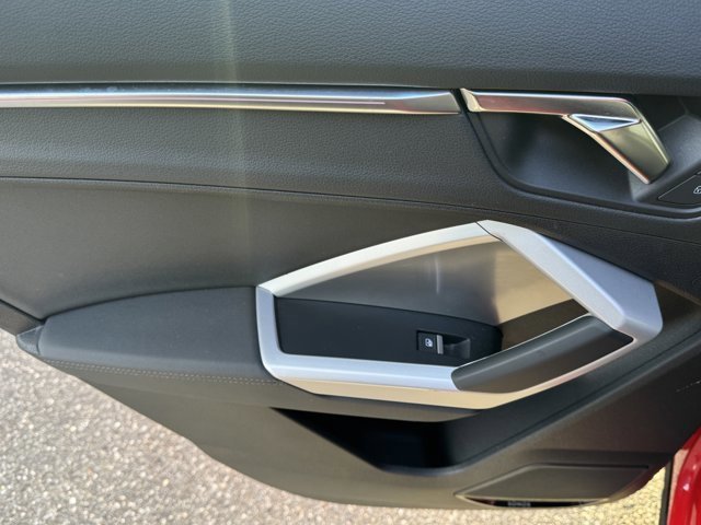 Used 2023 Audi Q3 2.0T Premium Plus w/ Premium Plus Package image 36