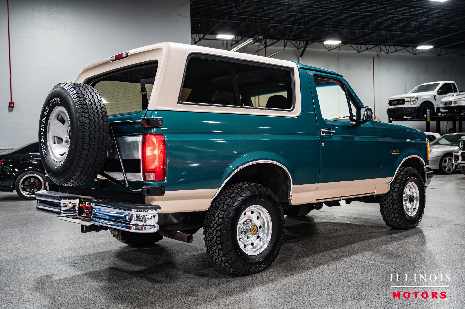 Used 1996 Ford Bronco Eddie Bauer image 5