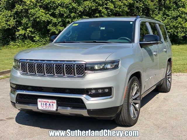 Used 2023 Jeep Grand Wagoneer Series II w/ Flexible Seating Group AWD/4WD image 3