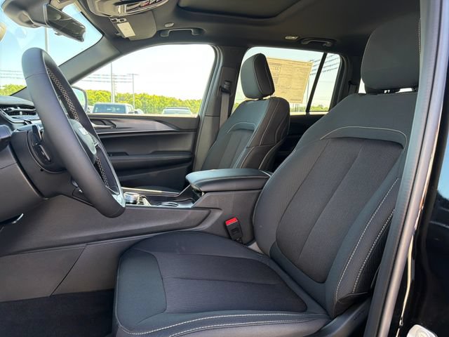 New 2026 Jeep Grand Cherokee Laredo X AWD/4WD image 10