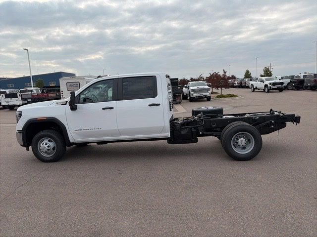 New 2026 GMC Sierra 3500 Pro w/ Convenience Package image 8